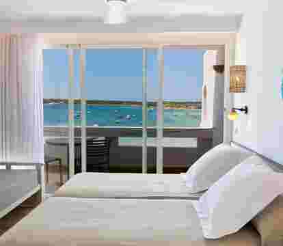 Encuentra los apartamentos en La Savina con vistas al mar y muy bien situados para unas vacaciones de playa para desconectar de la rutina