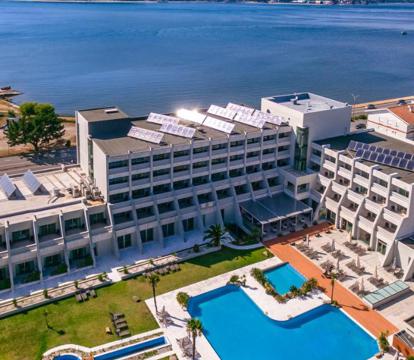Descubre los hoteles más impresionantes de Caminha con vistas al mar, disfruta de la brisa del mar y relájate en tus vacaciones perfectas.