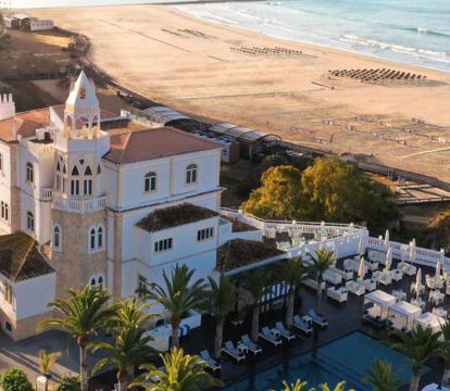 Descubre los hoteles más impresionantes de Portimão con vistas al mar, disfruta de la brisa del mar y relájate en tus vacaciones perfectas.