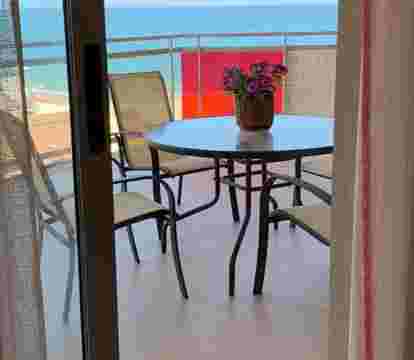 Encuentra los apartamentos en Castellón de la Plana con vistas al mar y muy bien situados para unas vacaciones de playa para desconectar de la rutina