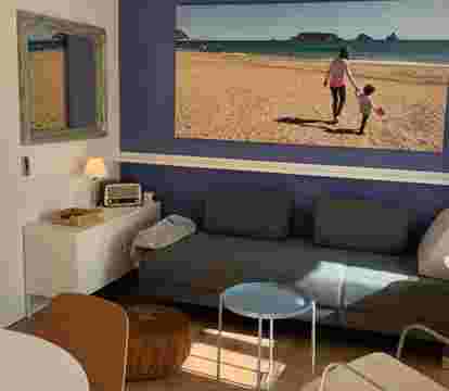 Encuentra los apartamentos en Torroella de Montgrí con vistas al mar y muy bien situados para unas vacaciones de playa para desconectar de la rutina