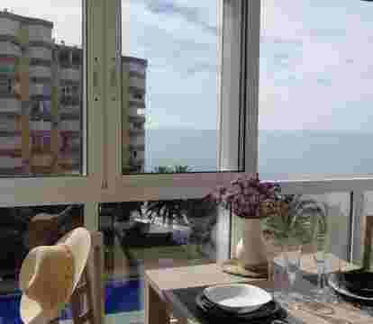 Encuentra los apartamentos en Algarrobo Costa con vistas al mar y muy bien situados para unas vacaciones de playa para desconectar de la rutina