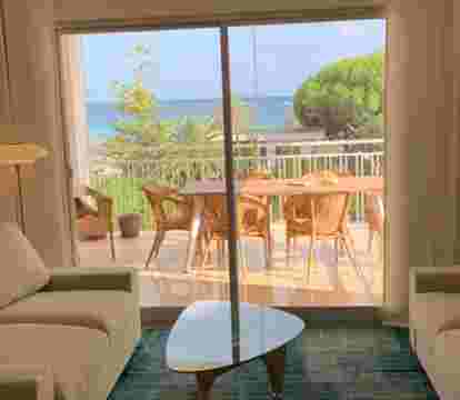 Encuentra los apartamentos en Benicàssim con vistas al mar y muy bien situados para unas vacaciones de playa para desconectar de la rutina